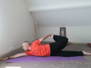Posture Yoga Thaï allongée
